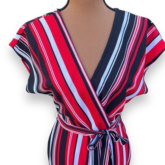 Almost Famous Red Black Multi Striped Short Sleeve Pants Jumpsuit Junior Medium - Picture 3 of 10